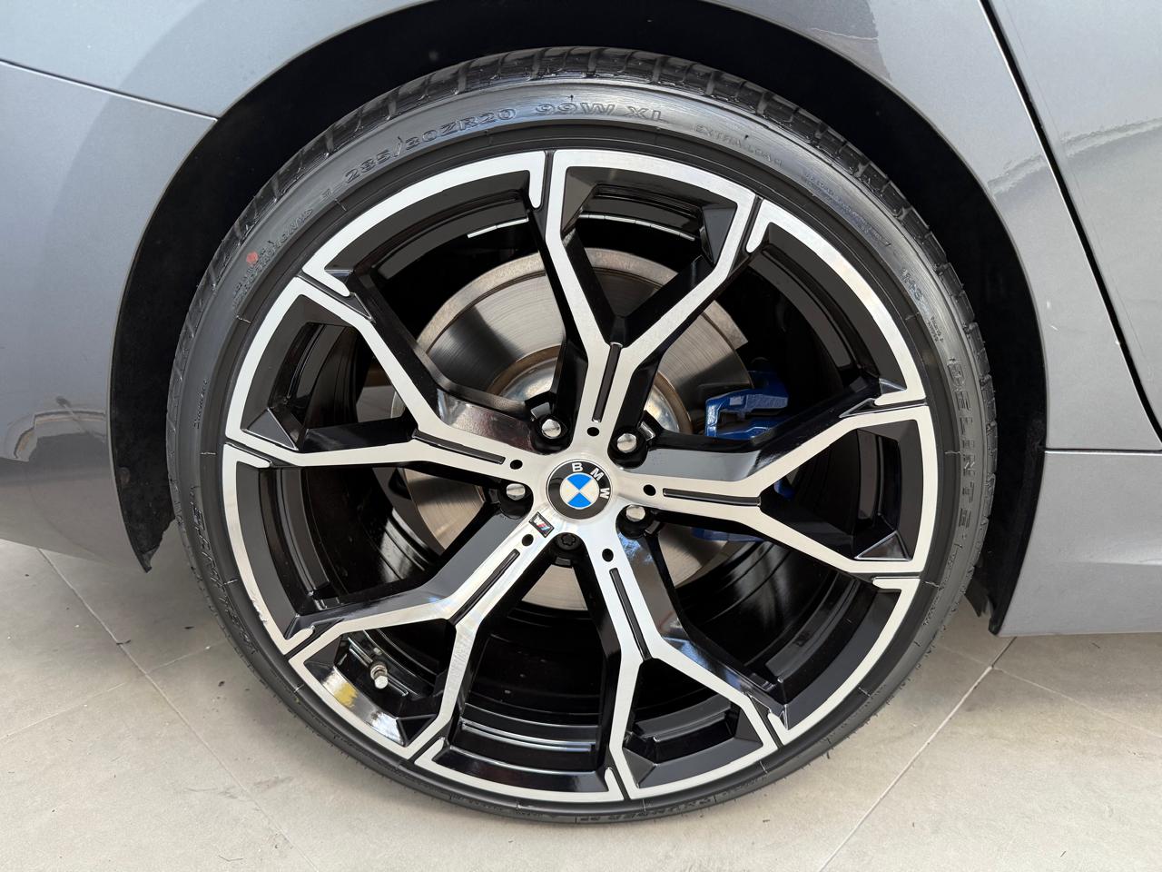 330E  2.0 16V TURBO HÍBRIDO M SPORT AUTOMÁTICO 2022 (BMW)